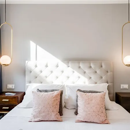 Lägenhet Guesthost - Cozy Gem In Santa Croce *