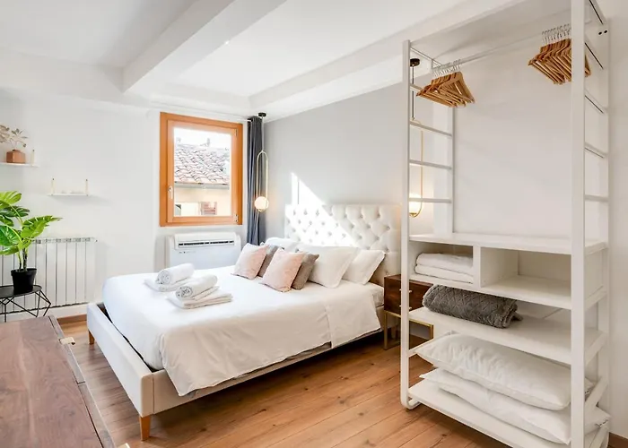 Guesthost - Cozy Gem In Santa Croce * Florenz