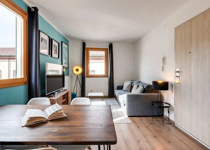 Apartment Guesthost - Cozy Gem In Santa Croce *